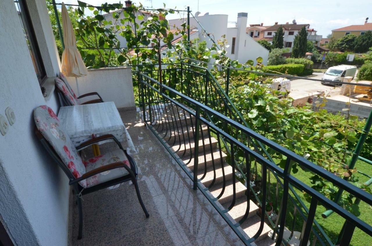 רוביני Koreni Apartments מראה חיצוני תמונה