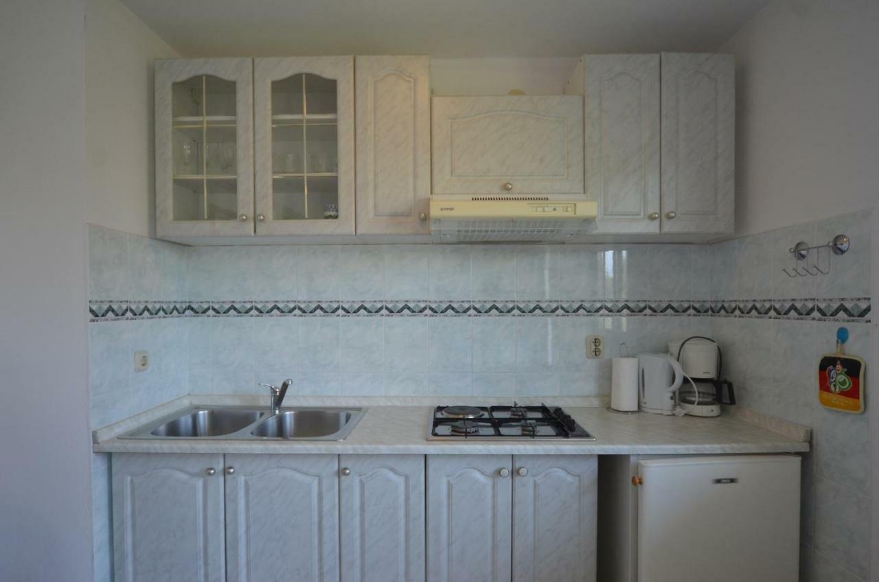 רוביני Koreni Apartments מראה חיצוני תמונה